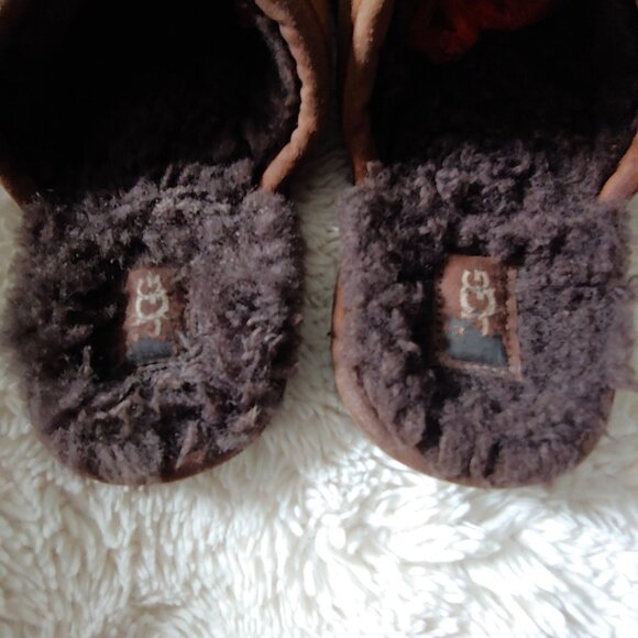 UGG SCUFF LOGO CHESTNUT ESPRESSO SUEDE SHEEPSKIN SLIP-ON SLIPPERS SIZE 9.5 - Picture 9 of 10